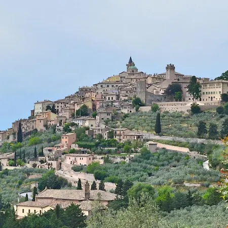 Gasthof Aqva Fontis Campello sul Clitunno